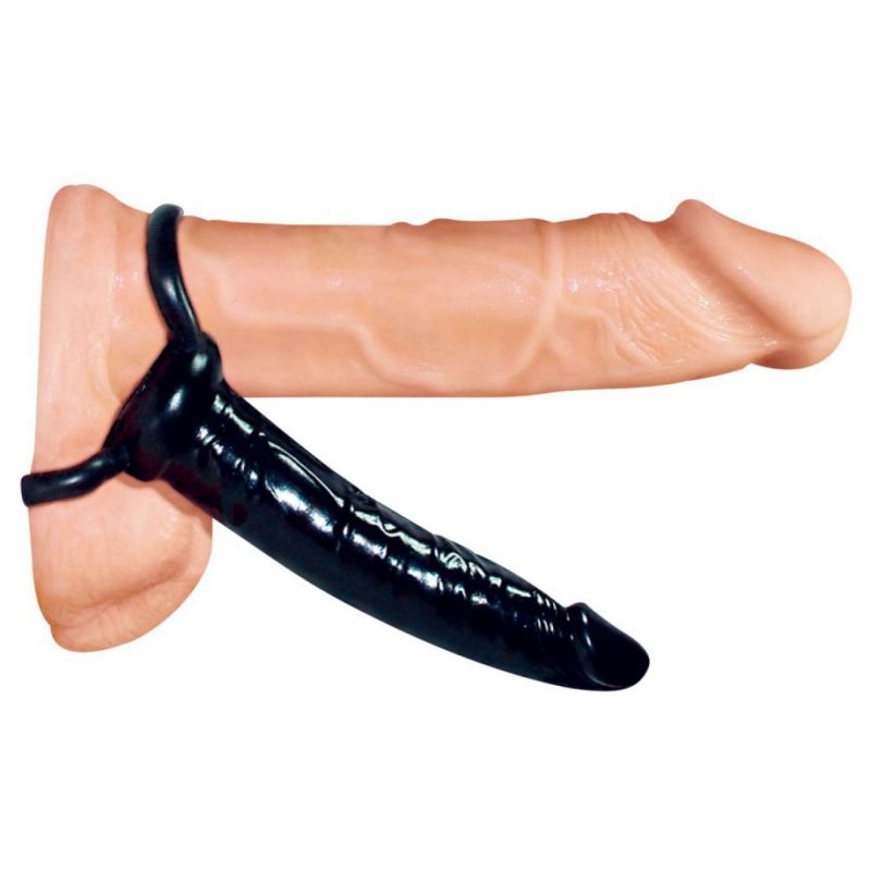 Alternative view of ANAL DONG WITH COCKRINGS
