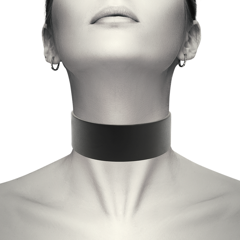 Alternative view of COQUETTE CHIC DESIRE - VEGAN LEATHER CHOKER